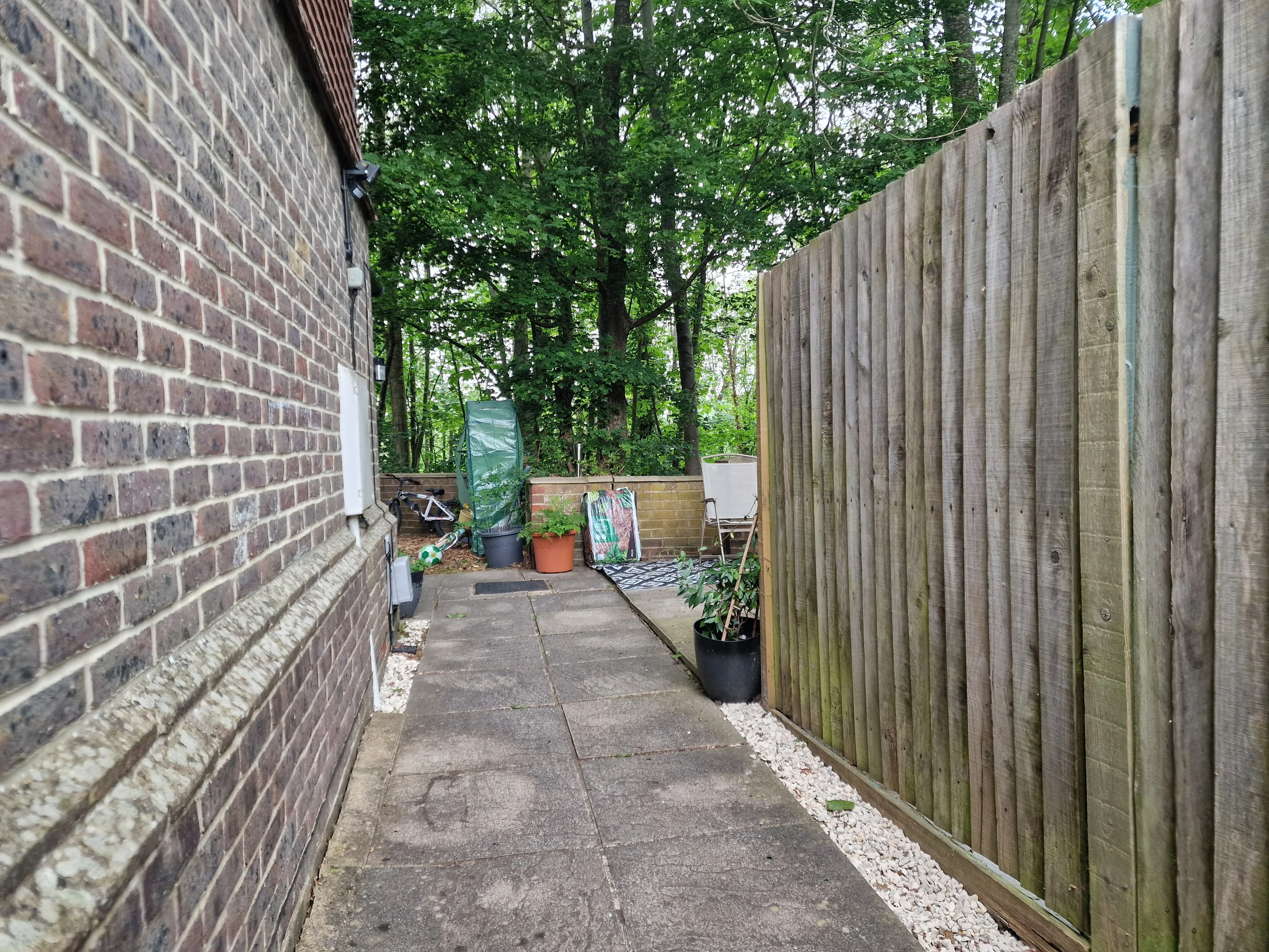 Property photo 2 of 34